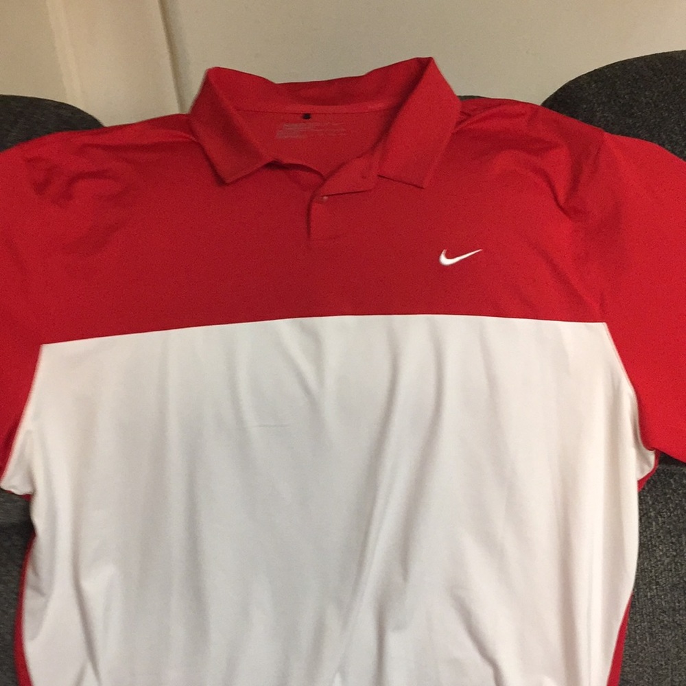 Nike men’s golf shirt
